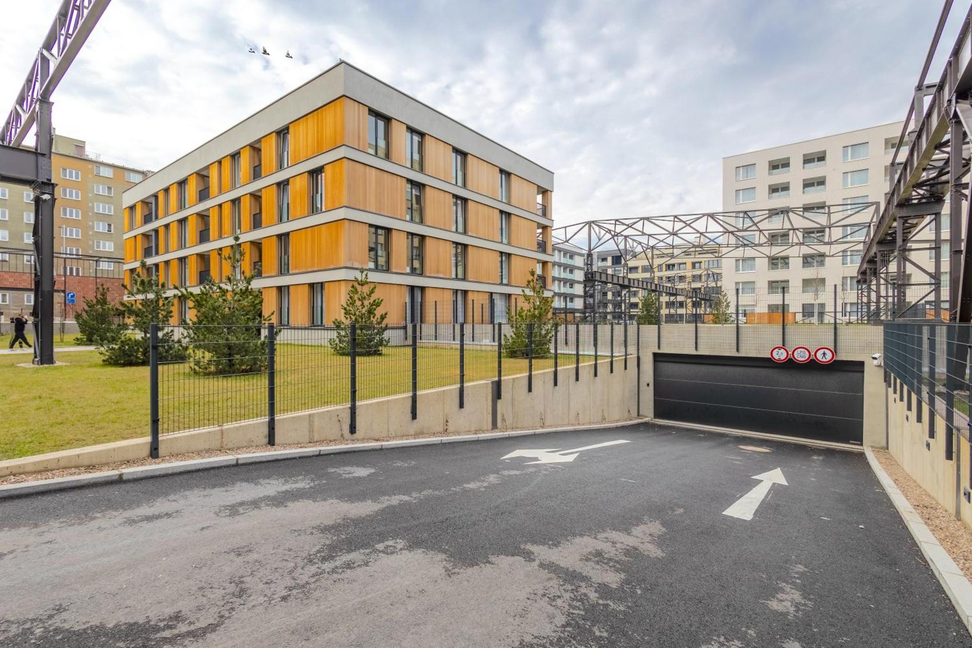 Design Apartment - Balcony, Free Parking, Yoga, 10 Mins To Center, By Gravity Prag Exterior foto