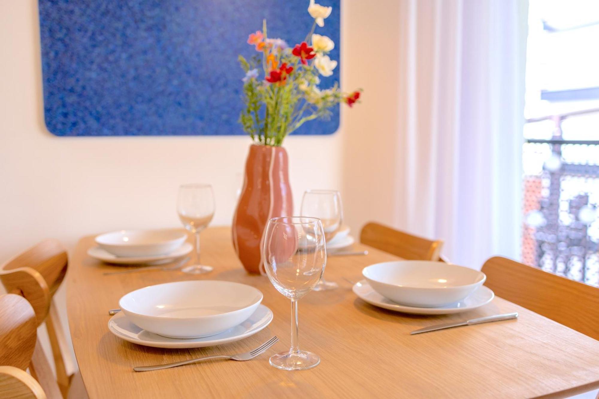Design Apartment - Balcony, Free Parking, Yoga, 10 Mins To Center, By Gravity Prag Exterior foto