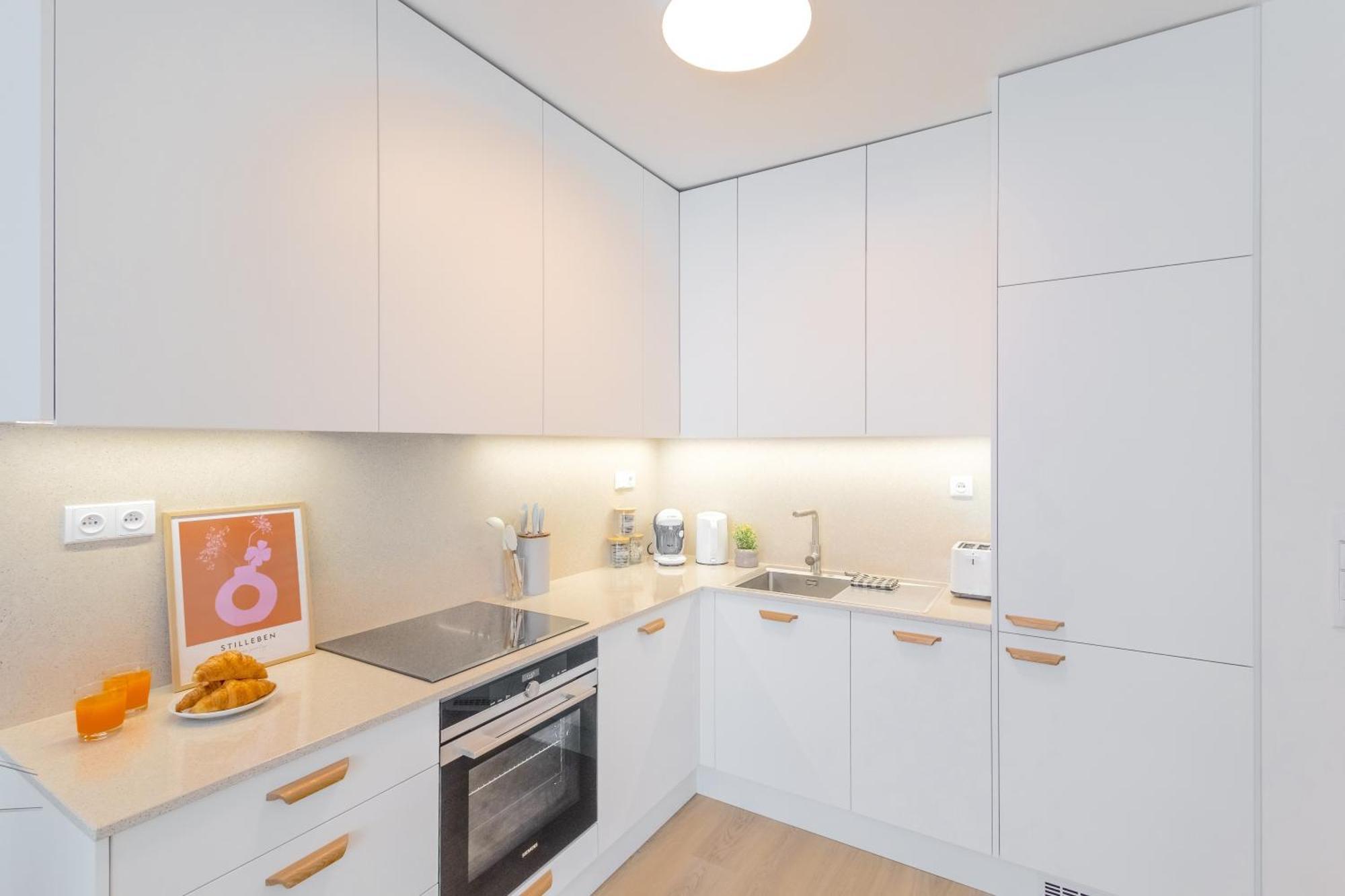 Design Apartment - Balcony, Free Parking, Yoga, 10 Mins To Center, By Gravity Prag Exterior foto
